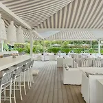 Dei Marmi فندق