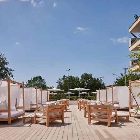 Dei Marmi Hotel